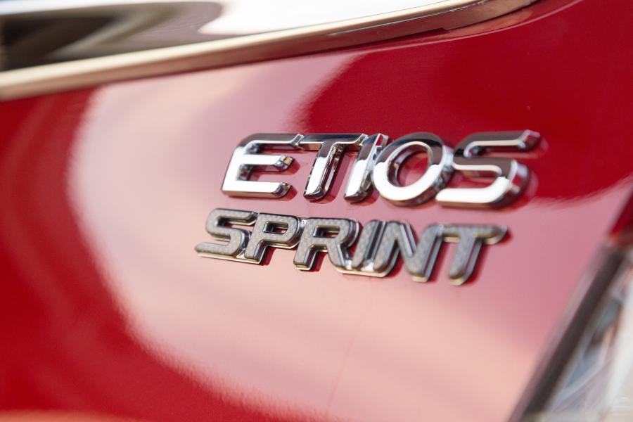 Логотип Toyota Etios Hatchback Sprint 2017 года  (ZA) (фото 22 из 33)